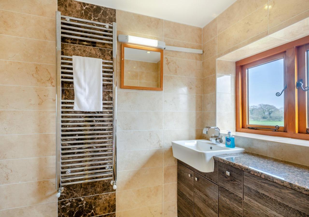 Elms Barn Villa Wangford Ngoại thất bức ảnh