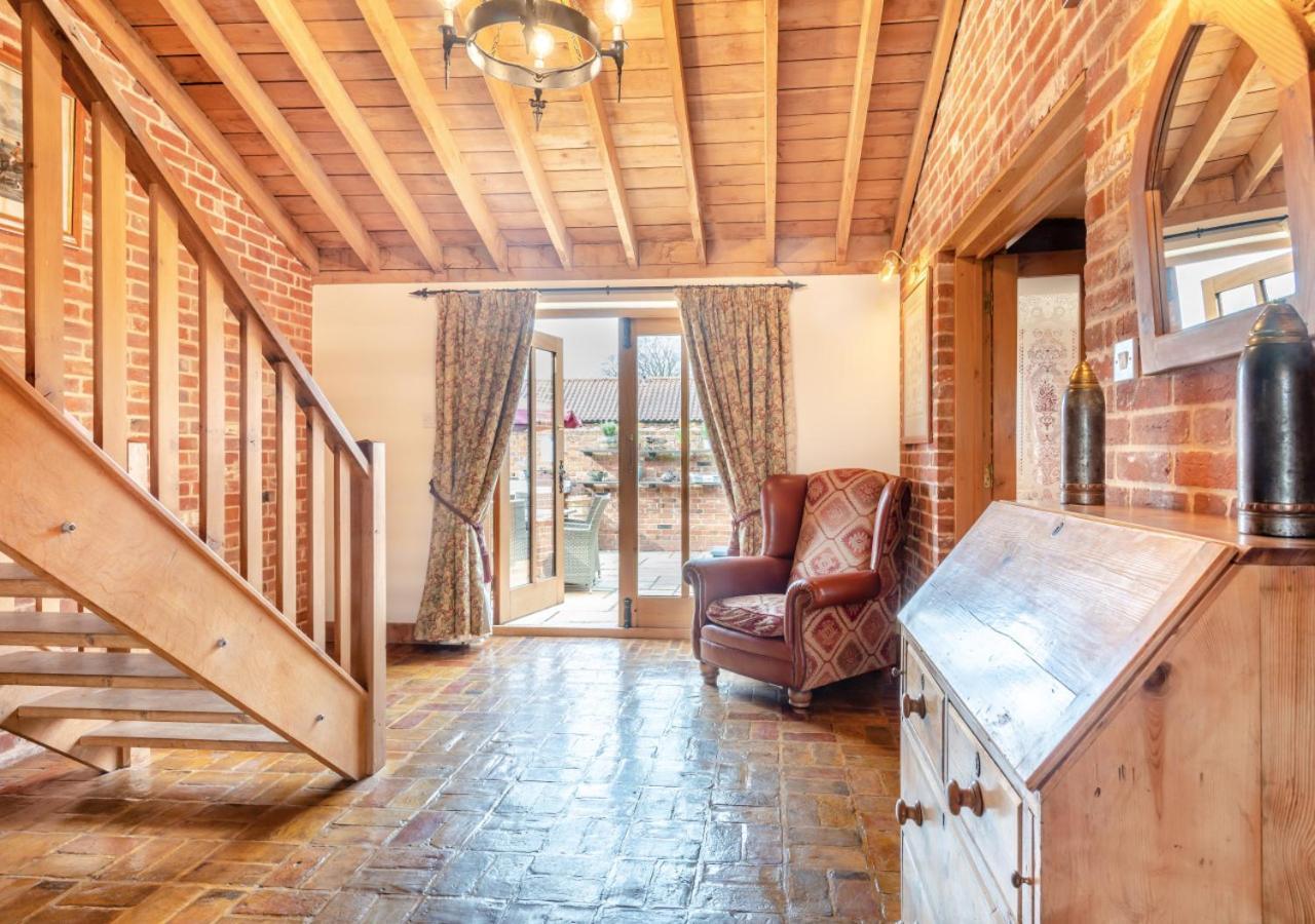 Elms Barn Villa Wangford Ngoại thất bức ảnh