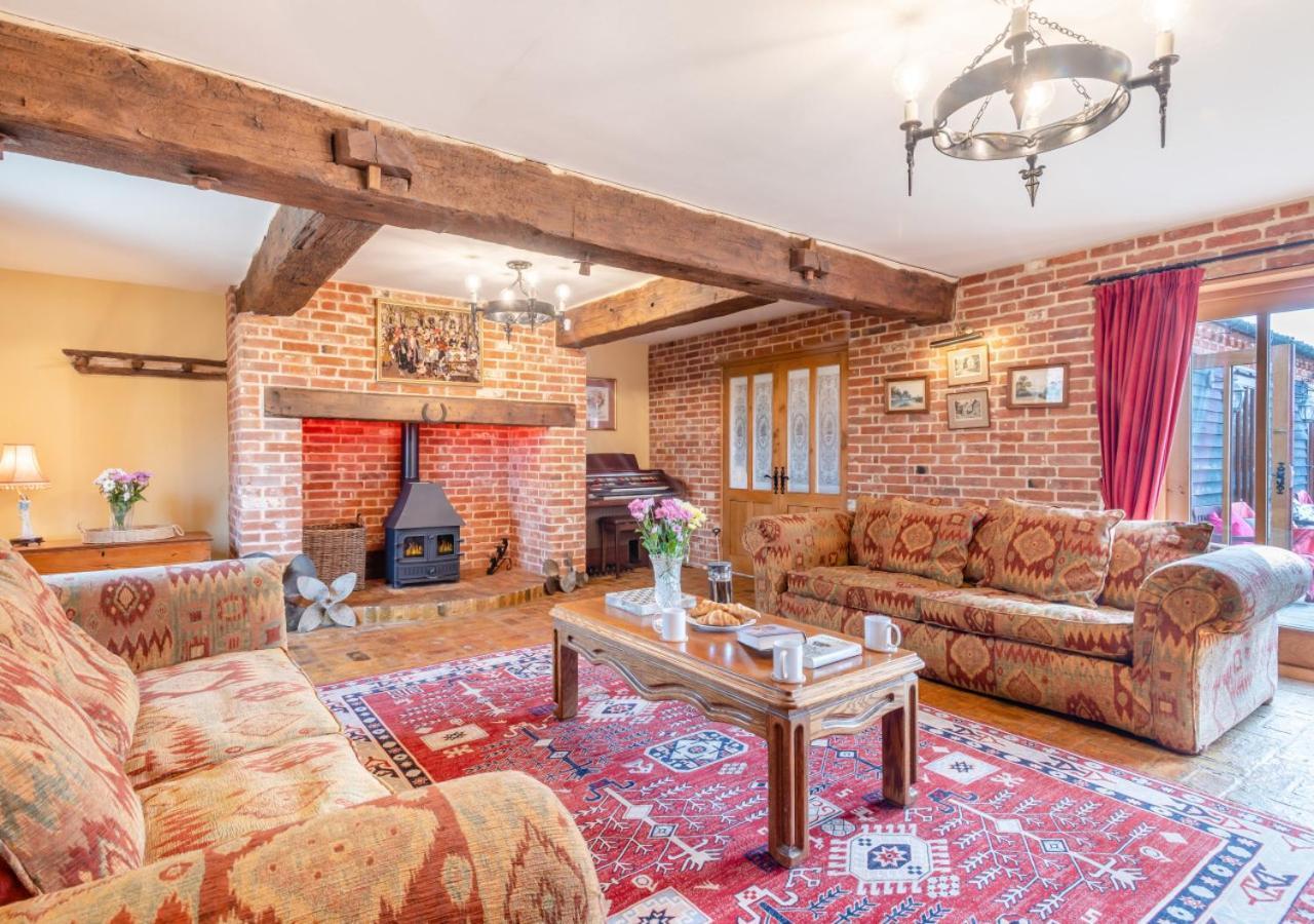 Elms Barn Villa Wangford Ngoại thất bức ảnh